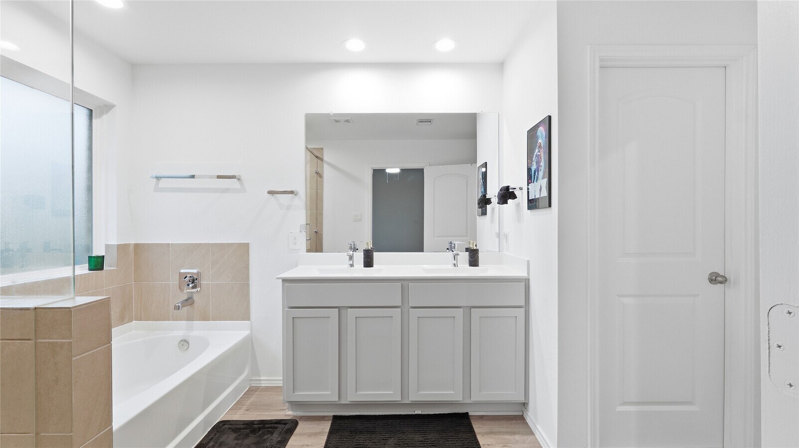 Photo - 22243 Florence Spgs Dr