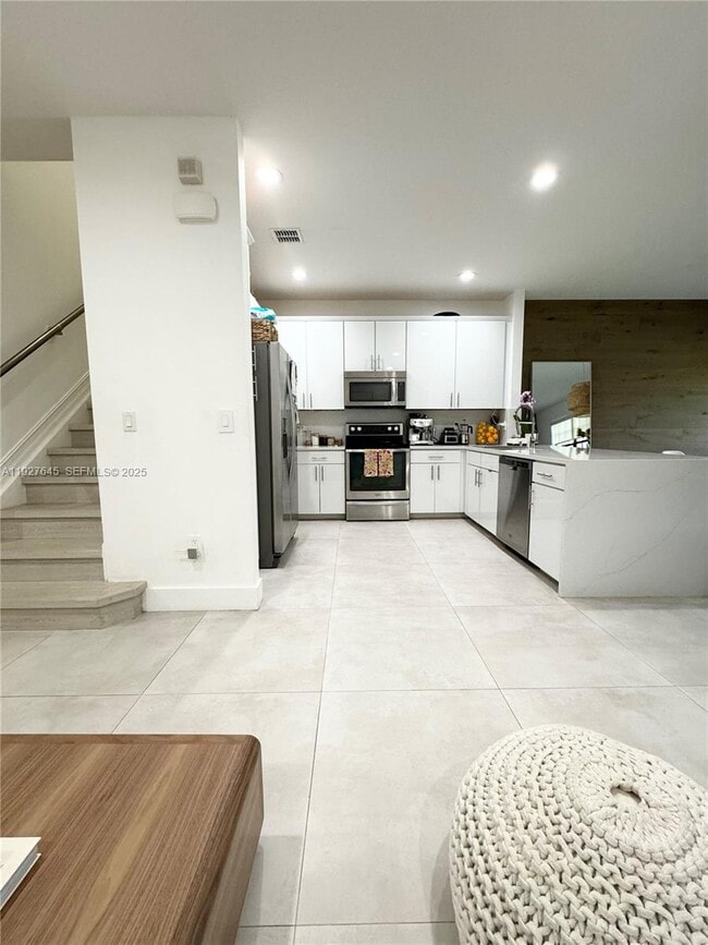 Photo - 13017 Riverwalk Cir S