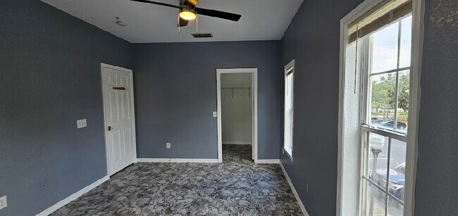 Photo - 3561 Conroy Rd Unidad 221