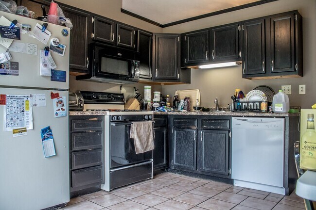 Photo - Kestral Boulevard