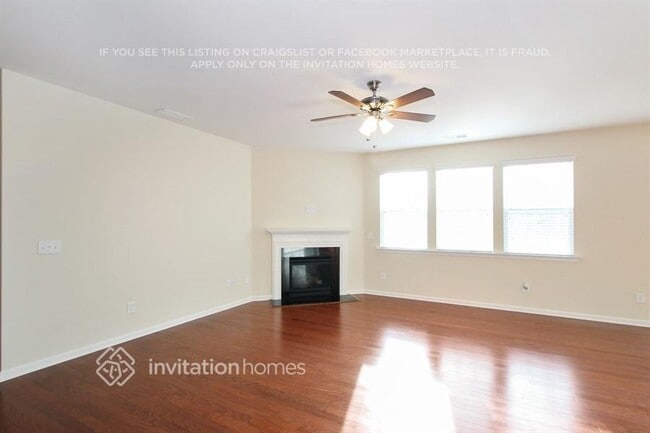 Photo - 140 Glastonbury Dr