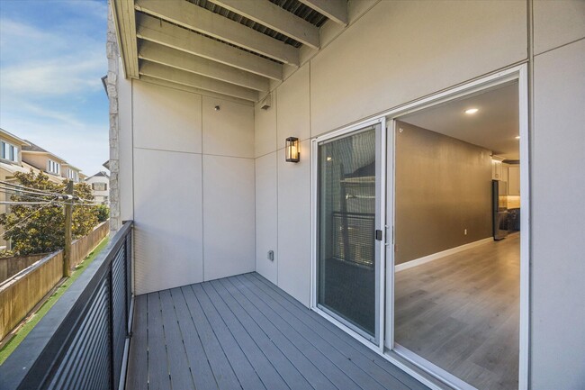 Photo - 6804 Westview Dr Unidad 2205