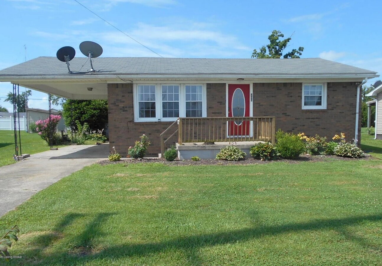 Photo - 206 Cave Mill Rd