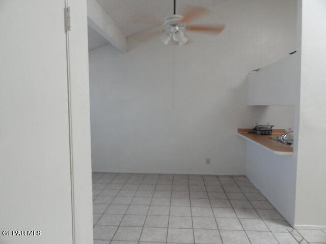 Building Photo - 606 White Cliffs Dr