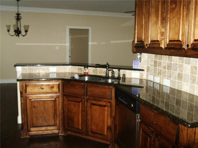 Photo - 514 Heath Ln