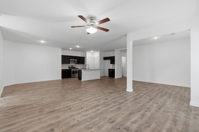 Photo - 2621 Moser Ln