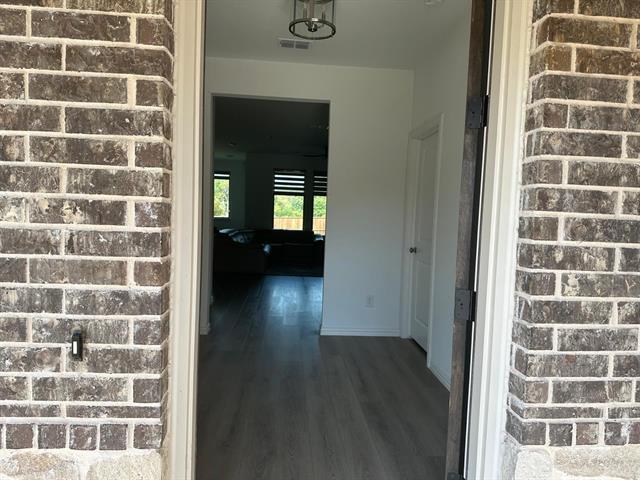 Photo - 2409 Lost Crk Dr