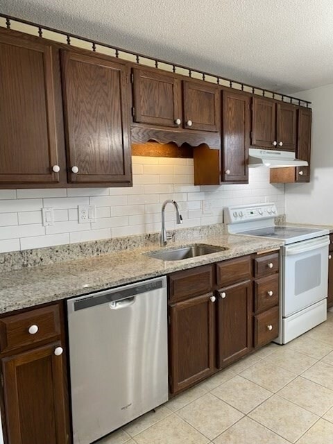 Building Photo - 12 Cutter St Unit 2
