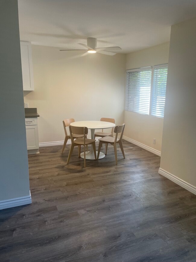 Dining Area - Park Seville Unit 3
