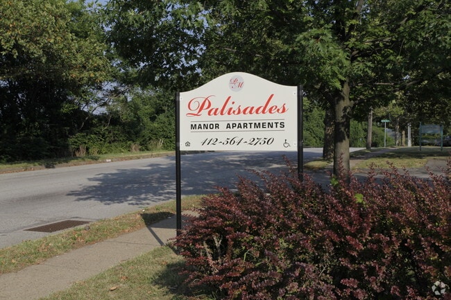 Palisades Manor - Palisades Manor