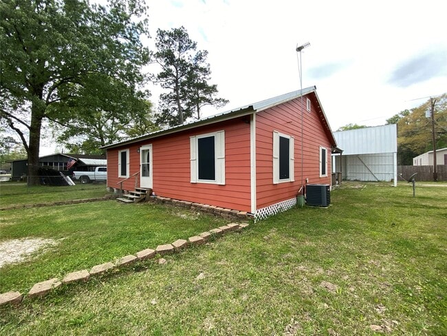 Photo - 20696 Trinity Way