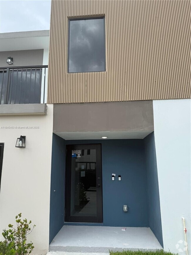 Building Photo - 14576 SW 261st St Rental