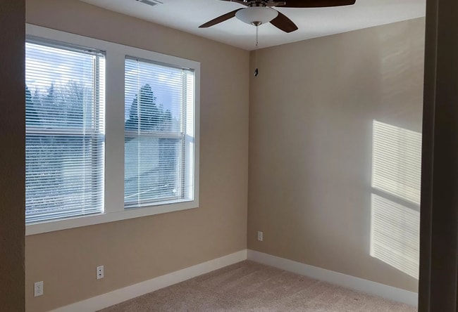 Photo - 7910 SW Capitol Hill Rd Unidad 12