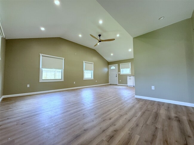 Photo - 1922 Tabor St