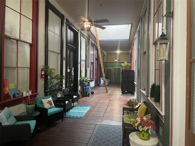 Photo - 2116 The Strand Unit 206