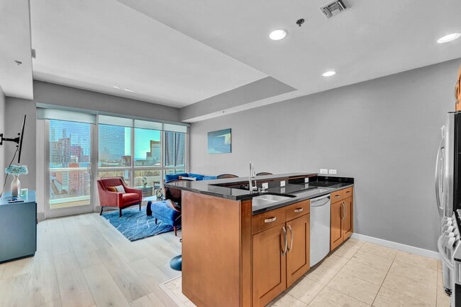 Photo - Fully Furnished 2 Bedroom 2 Bath High Rise with Strip Views Unit 1101