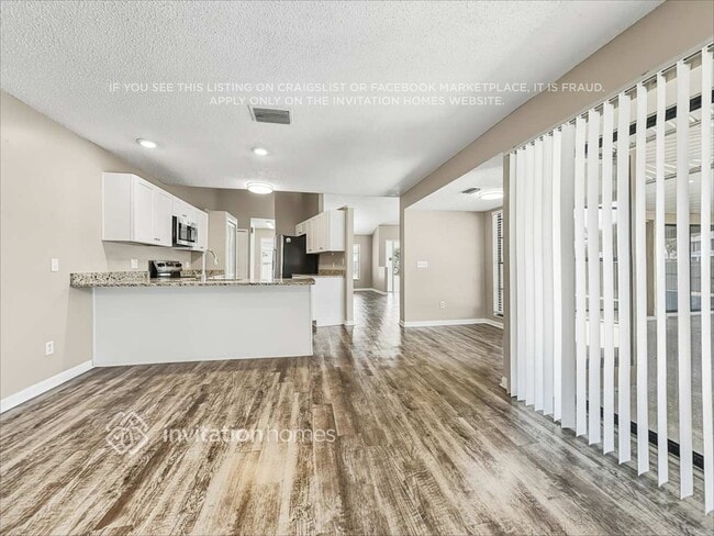 Photo - 1502 Carter Oaks Dr