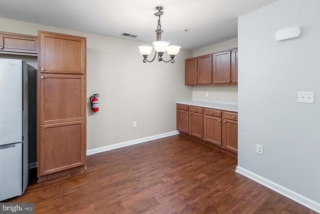 Photo - 1122 Tristram Cir