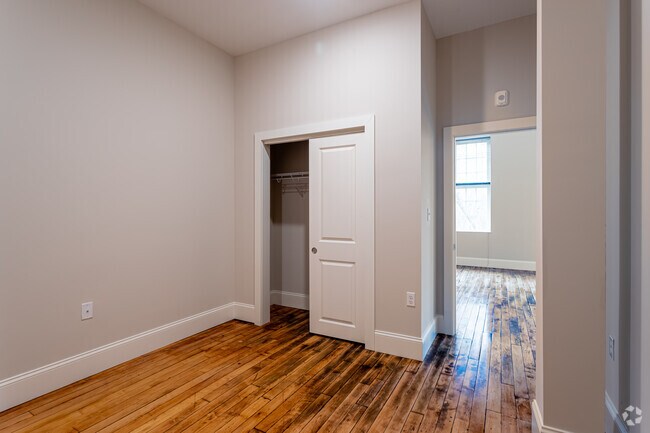 2BR, 1BA