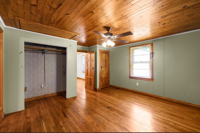 Photo - Family Friendly 2-bedroom Home