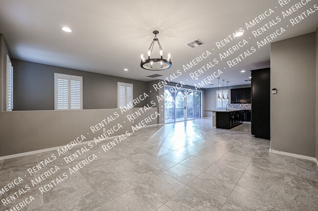 Photo - 4212 E Erie St