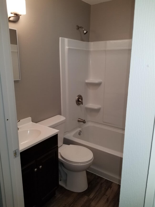 Photo - 1930 Des Moines St