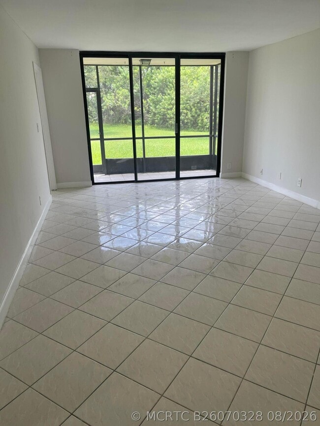 Building Photo - 6301 N University Dr Unit 118