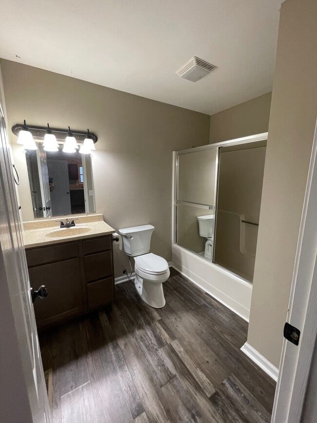 Photo - 1006 Northwood Dr Unidad A