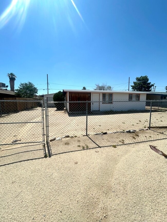 Photo - 6096 Cahuilla Ave