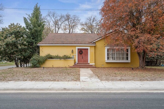 Building Photo - 817 Griner St