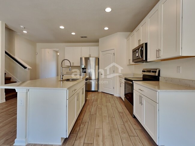 Photo - 22 N Hamilton Springs Rd