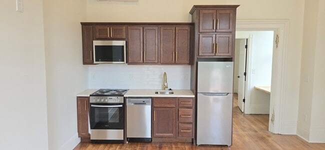Photo - 1205 Lee St Unit 1