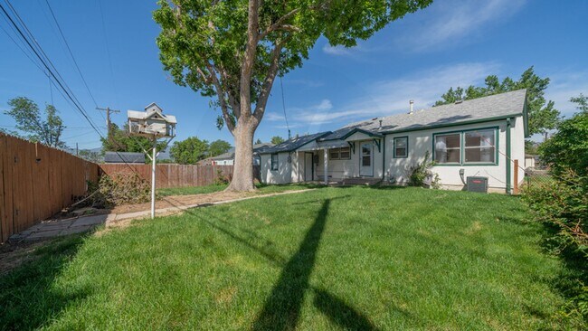 Photo - Updated Downtown Rancher!