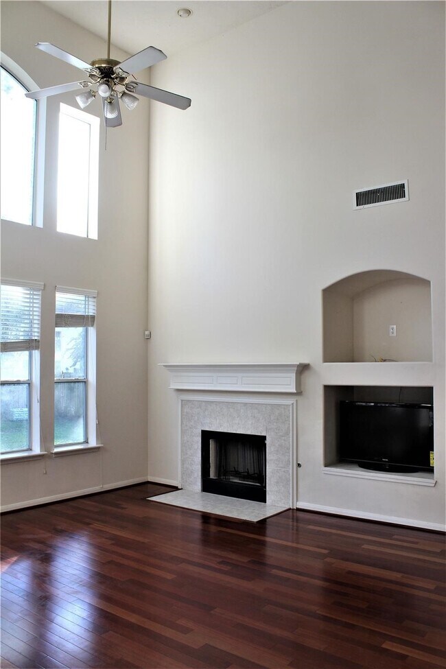 Photo - 71 N Brooksedge Cir