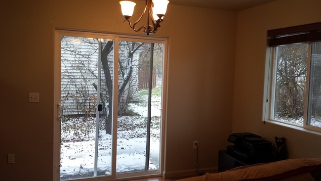 Photo - 717 11th Street West