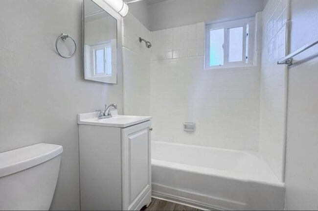 Photo - Pine Unit 4869 Pine  D