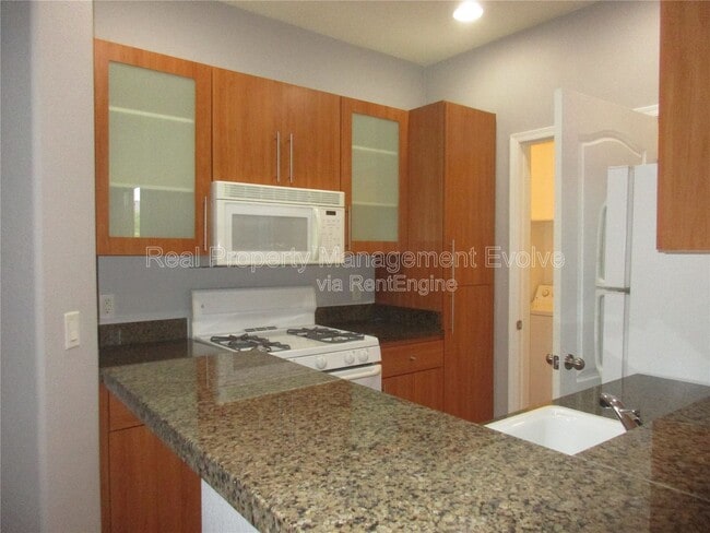 Photo - 6900 E Princess Dr Unidad 2164