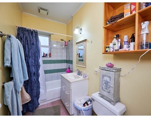 Photo - 175 Tremont St Unit 1