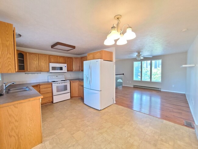 Photo - 4107 E Pratt Ave