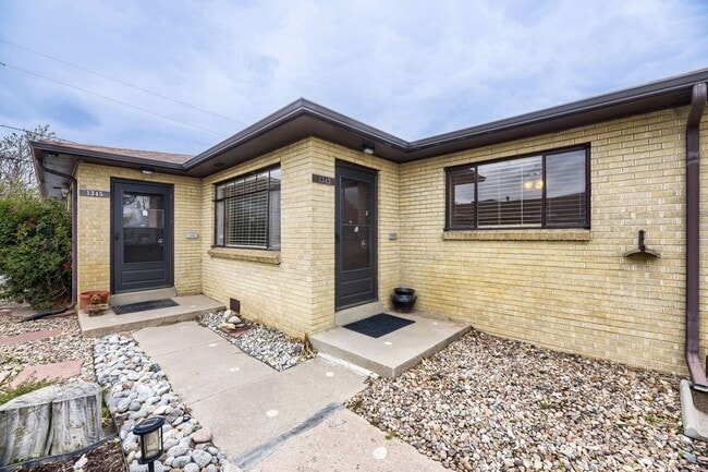 Photo - Cozy 2 bed/1 bath near Wash Park! Available NOW!