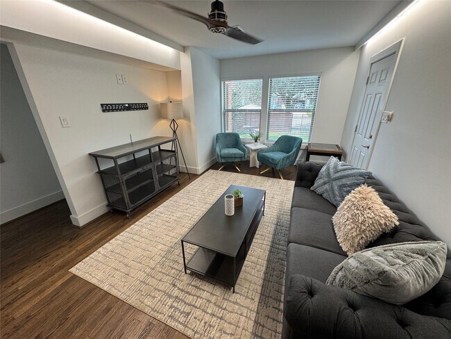 Photo - 403 Avondale St Unit True