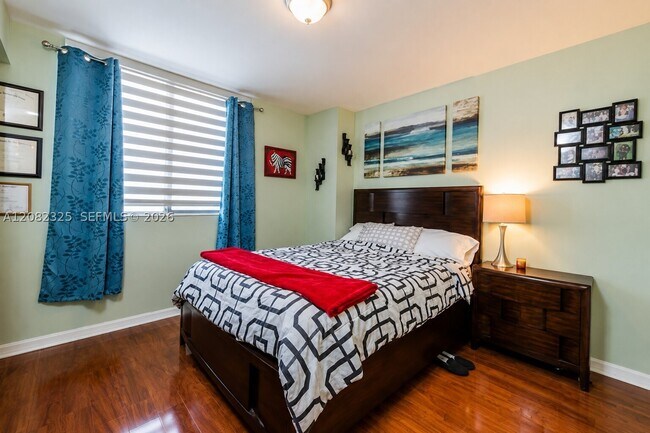 3530 SW 22nd St Unit 714