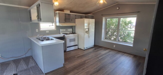 358 Mesa Loop