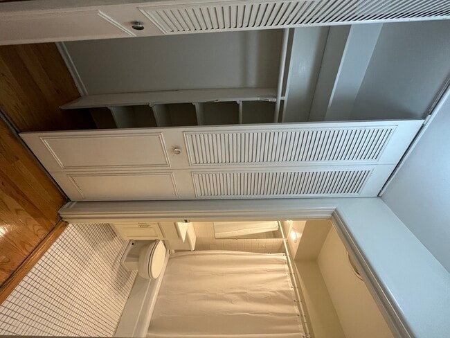 Photo - 736 W Buena Ave