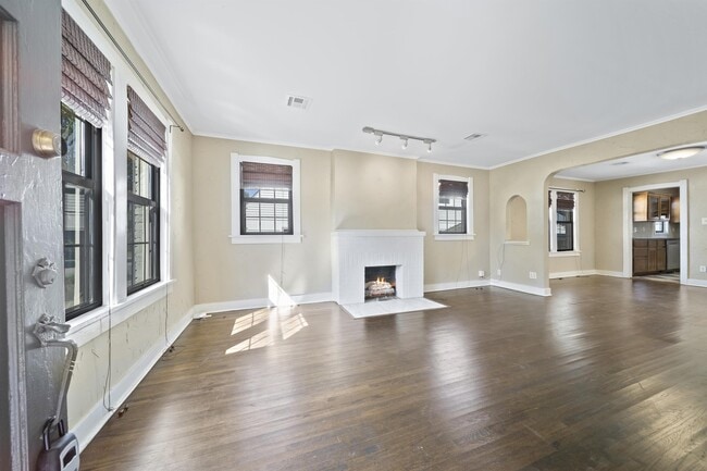 Photo - 1231 S Richmond Ave