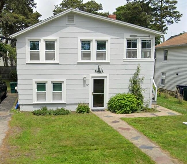 157 Hills Bch Rd  