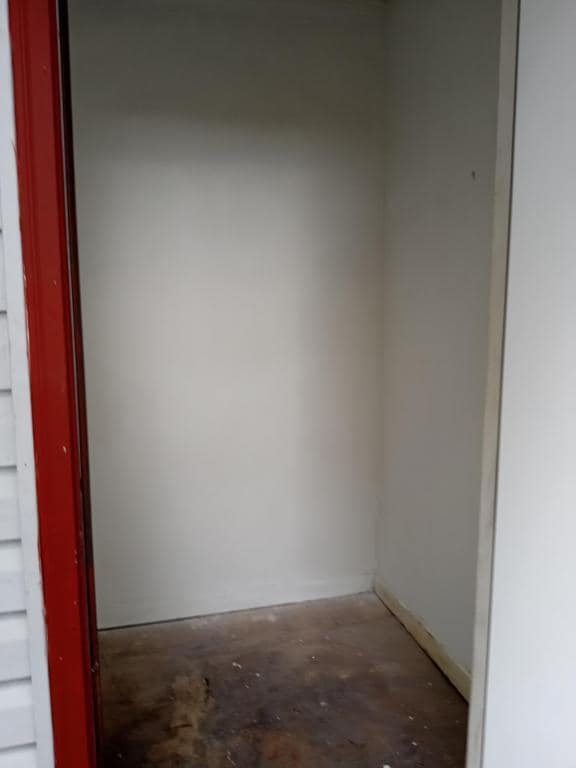 Photo - 300 Apache Dr