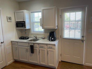 Photo - 610 N 12th Ave