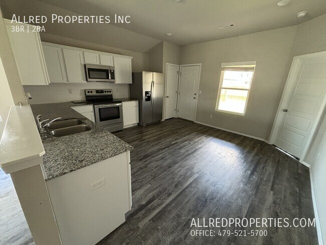 Photo - 1382 S Scissortail Ln