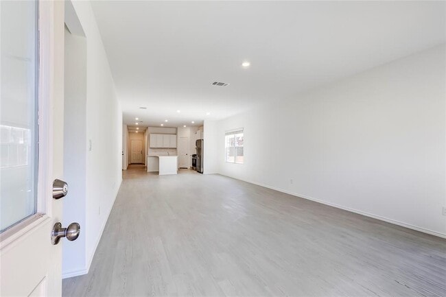 Photo - 163 Cibolo Crk Lp